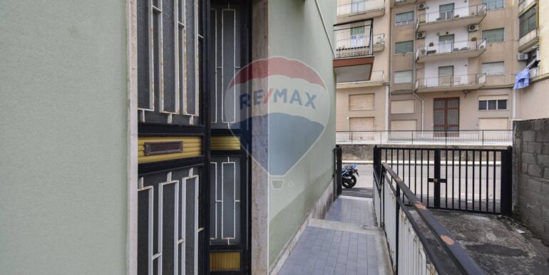 20251007162916-989405-5