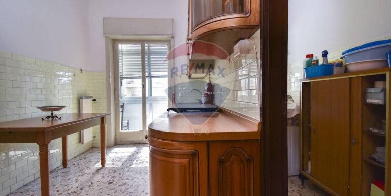 20251007162941-989405-19