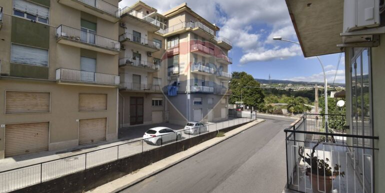 20251007162959-989405-30