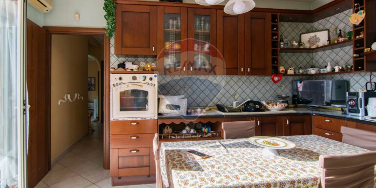 20251007202707-991877-5