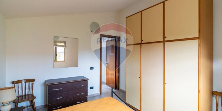 2025100790634-992015-16