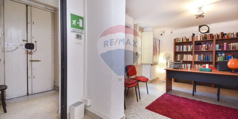 20251008113604-992460-11