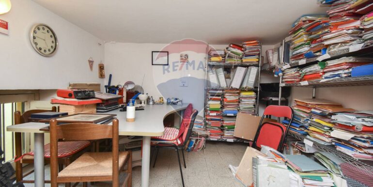 20251008113640-992460-26