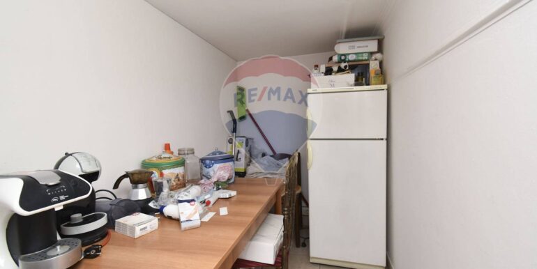 20251008113653-992460-32