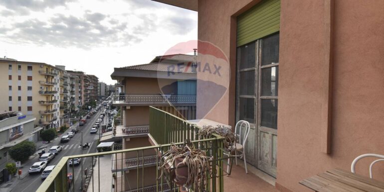 20251008113712-992460-40