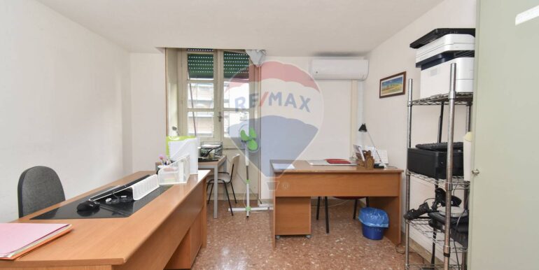 20251008113725-992460-46