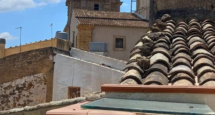 20251008115129-992480-2