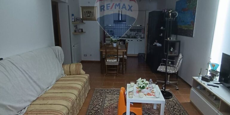 20251008115130-992480-10