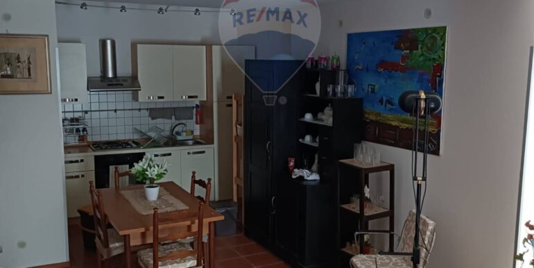 20251008115130-992480-8