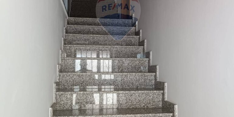 20251008115131-992480-14