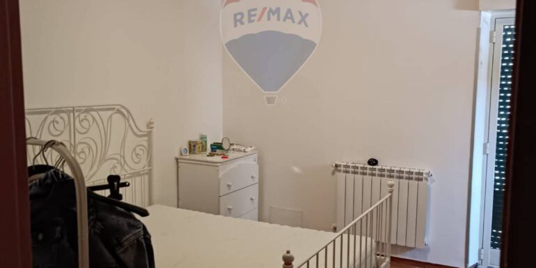 20251008115131-992480-17