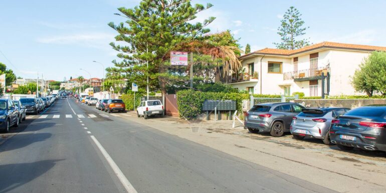 20251008151750-987727-4