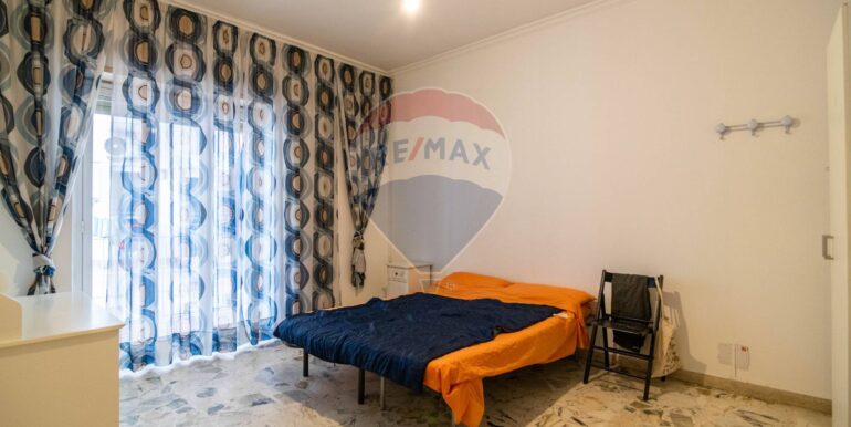 20251008162623-991855-8