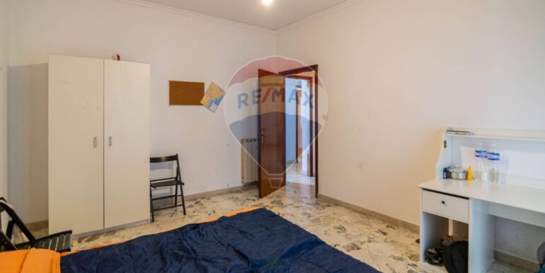 20251008162626-991855-9