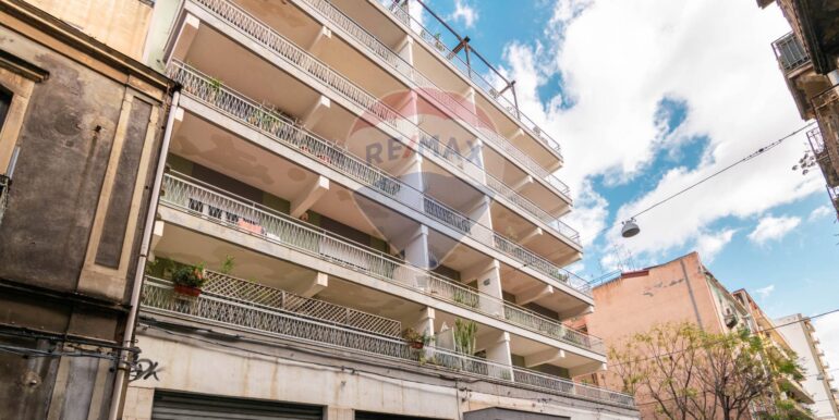 20251008162751-991855-37