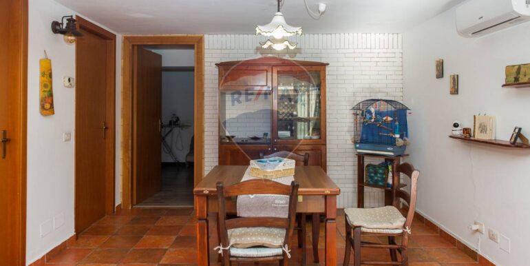 20251008170406-991580-5