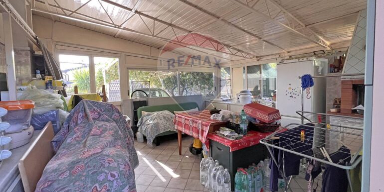 20251008200058-992619-2