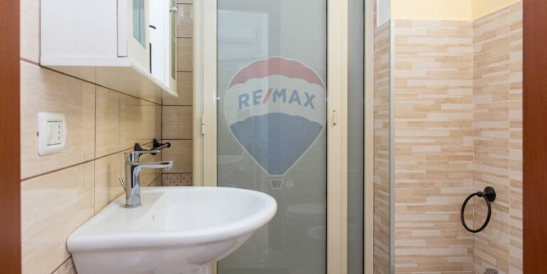 20251009111847-992657-18