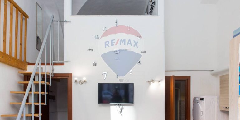 20251009111850-992657-19