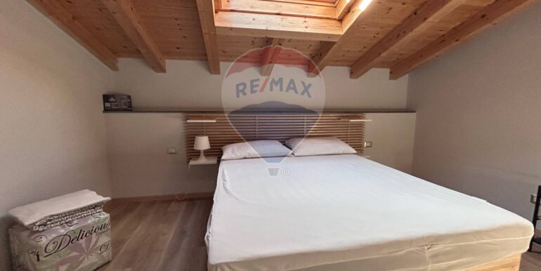 20251009112657-992672-22