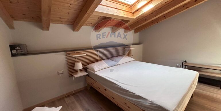 20251009112704-992672-24