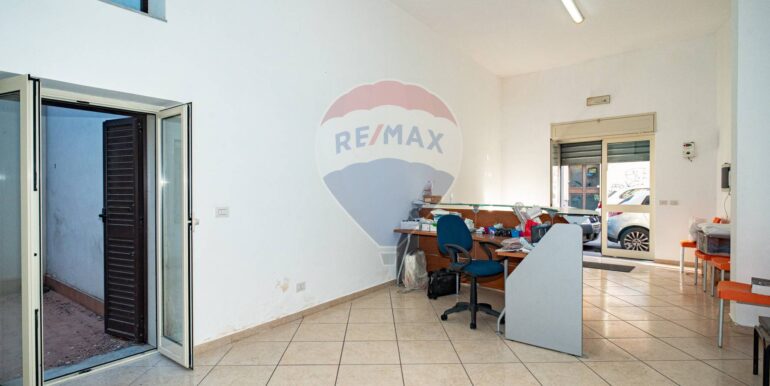 20251009112856-992674-4