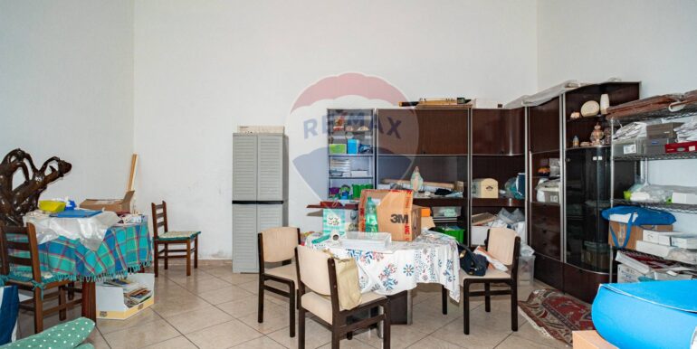 20251009112859-992674-12