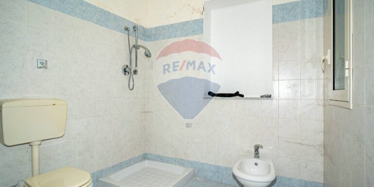 20251009112900-992674-16