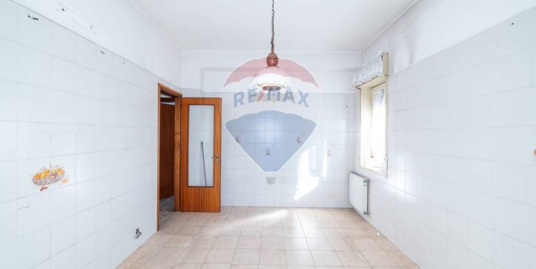 20251009122113-992671-21