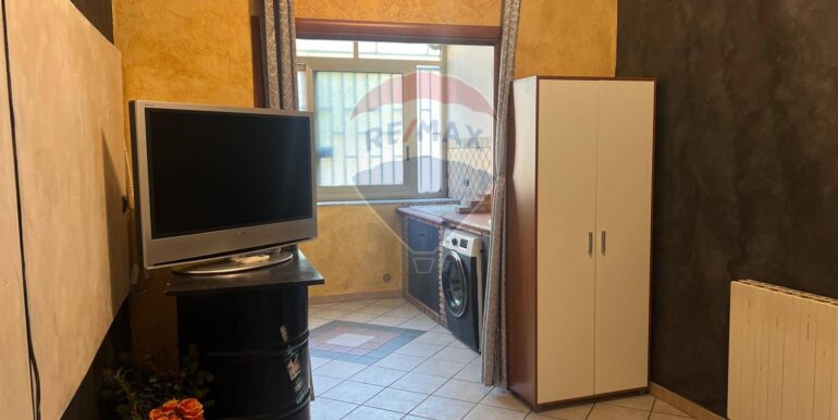 20251009154152-992519-17