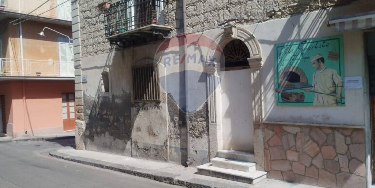 20251009160310-992741-3