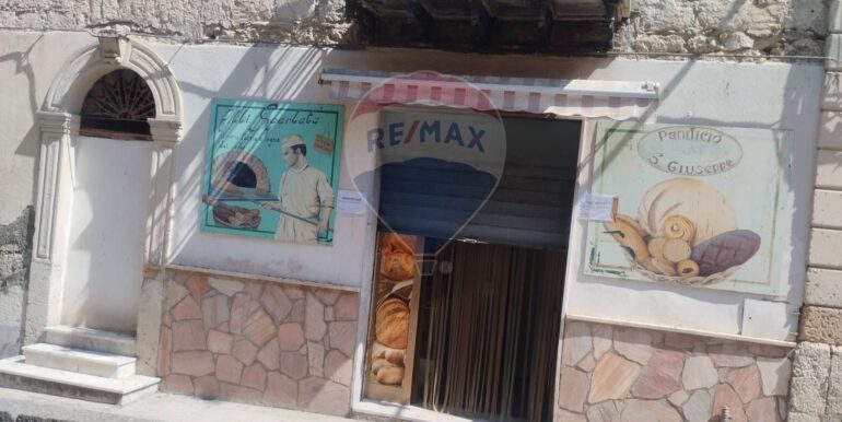 20251009160313-992741-4