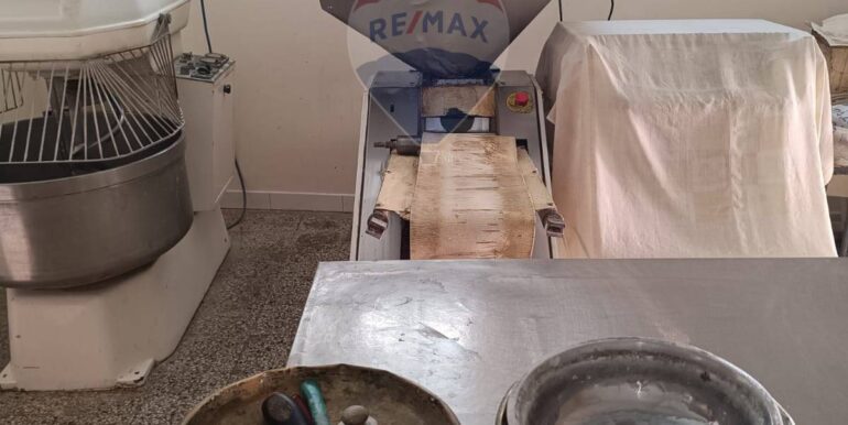 20251009162936-992741-12