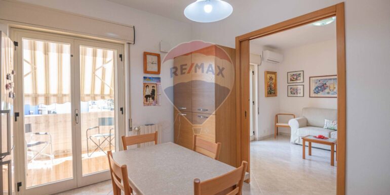 20251009175503-992800-15