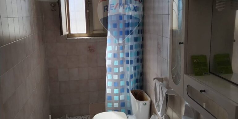 20251009224809-992783-8