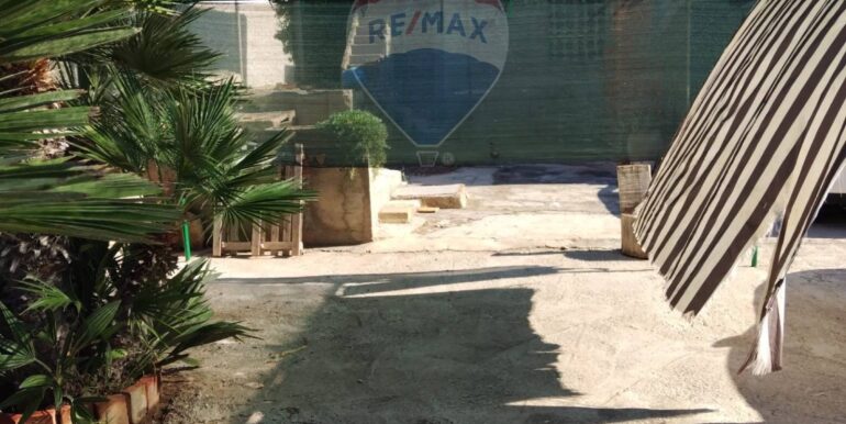 20251009224812-992783-9