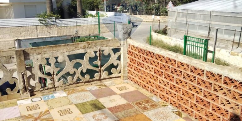 20251009224820-992783-12