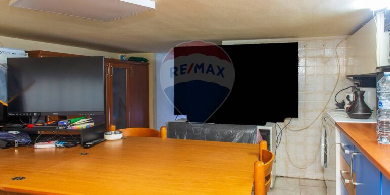 20251010102859-992842-26