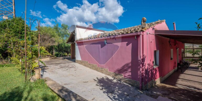 20251010111326-992855-13