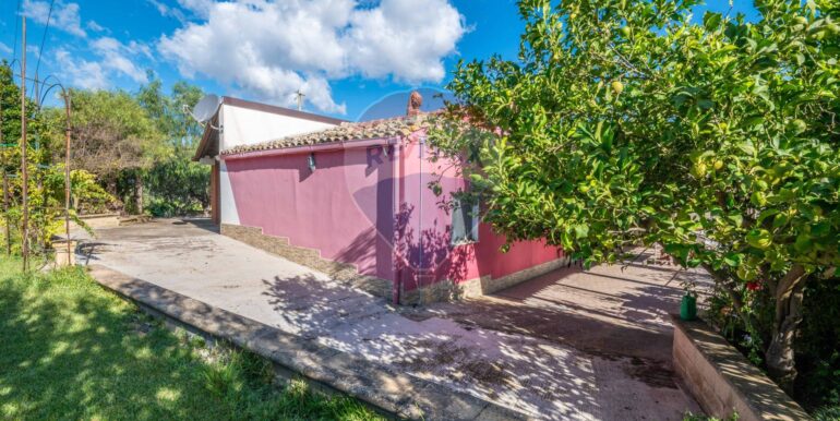 20251010111334-992855-15