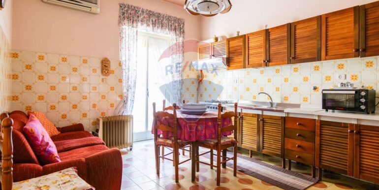 20251010140619-990902-8