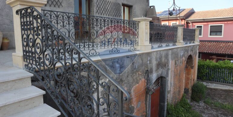 20251010170508-992976-27