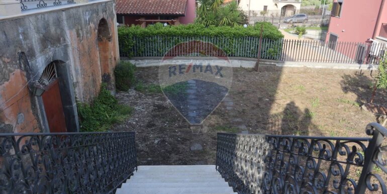 20251010170521-992976-30