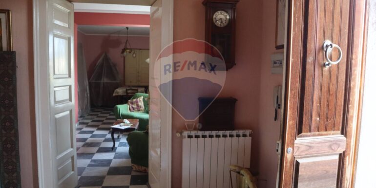 20251010170615-992976-42