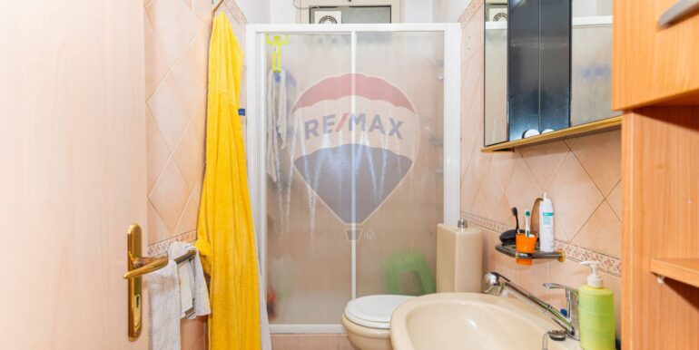 20251010172952-993011-11