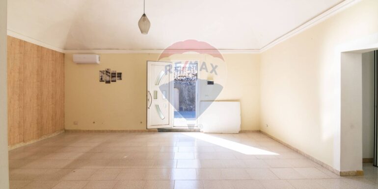 20251010174938-993015-7