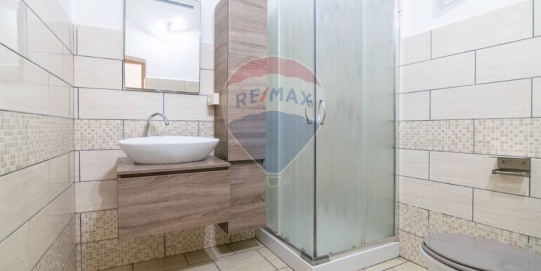 20251010174942-993015-9