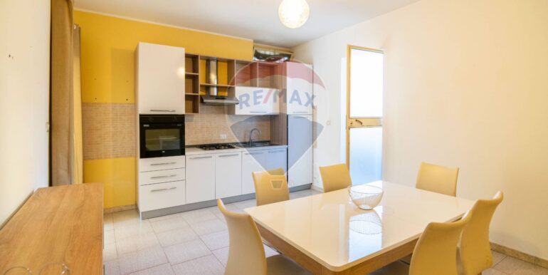 20251010175017-993015-22