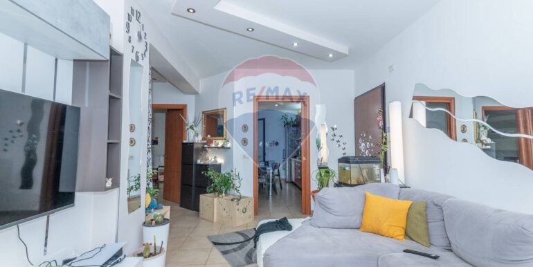 20251010192436-993056-2