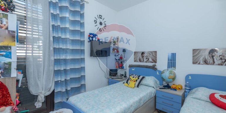 20251010192436-993056-5